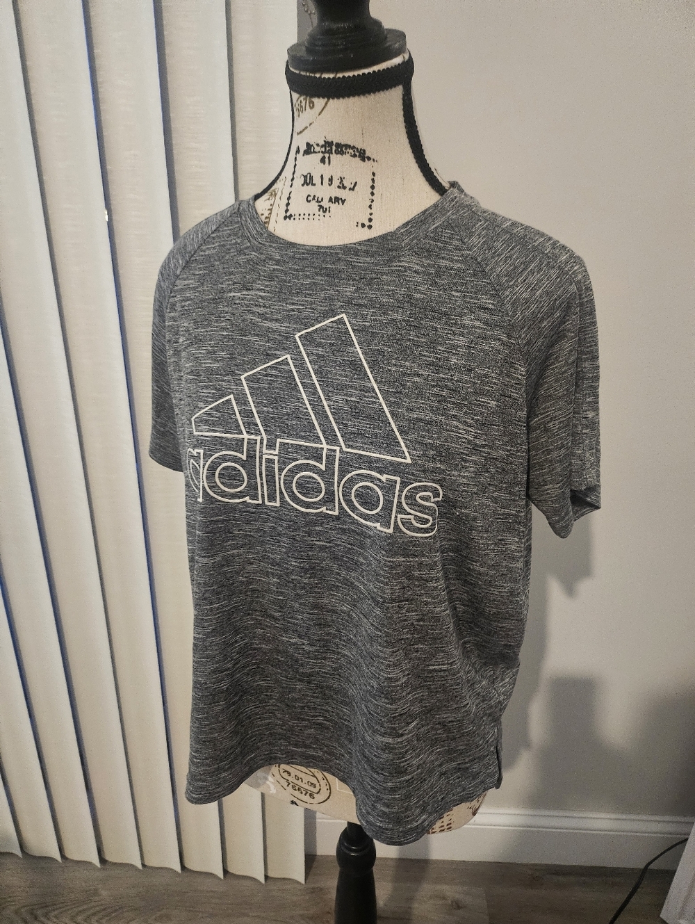 Adidas Gray Heather Logo Short Sleeve Tee EUC